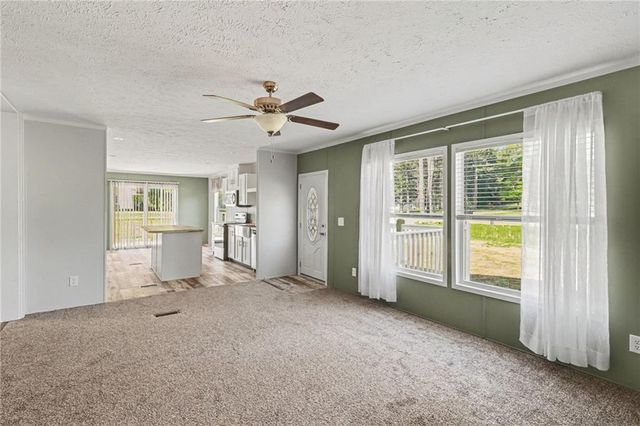 833 Berry Road, Cedartown, GA 30125