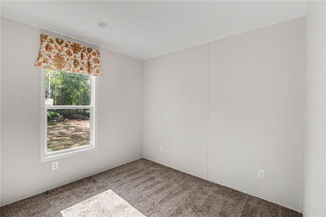 833 Berry Road, Cedartown, GA 30125