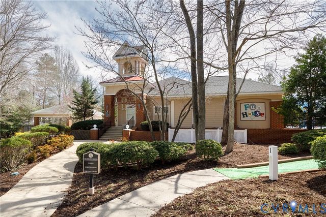 8224 Hampton Arbor Cir, Chesterfield, VA 23832