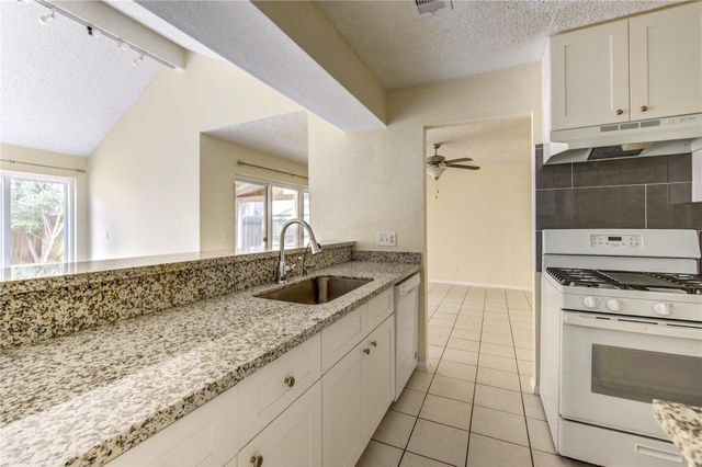 2927 Great Lakes Avenue, Sugar Land, TX 77479