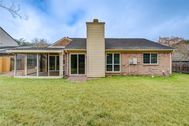 2927 Great Lakes Avenue, Sugar Land, TX 77479