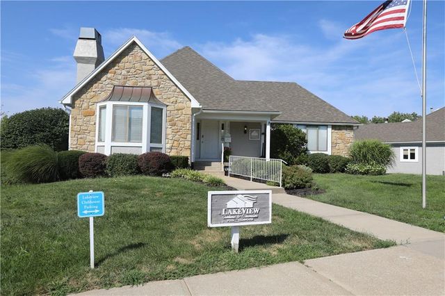13723 W 58th Terrace 7, Shawnee, KS 66216
