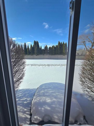 43243 Cape Drive, Sterling Heights, MI 48313