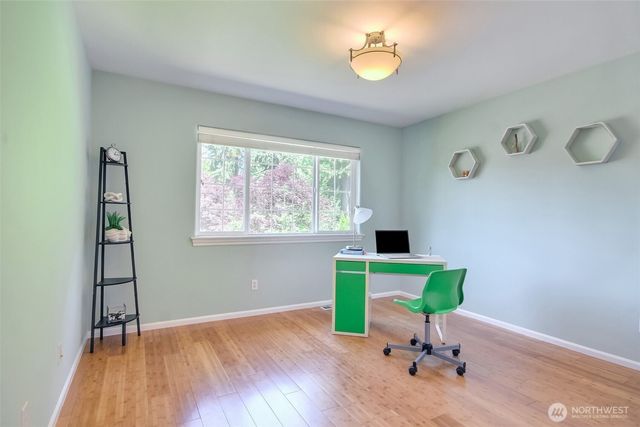 4 148 Place SW, Lynnwood, WA 98087