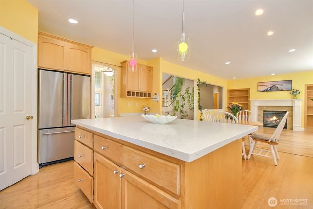 4 148 Place SW, Lynnwood, WA 98087