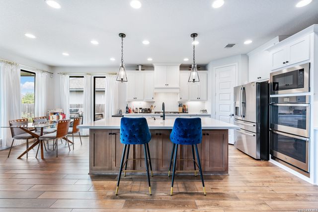 30137 Valley Run, Fair Oaks Ranch, TX 78015