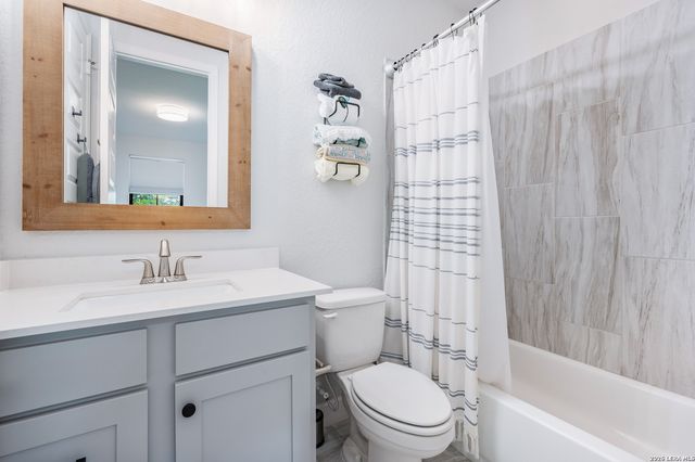30137 Valley Run, Fair Oaks Ranch, TX 78015