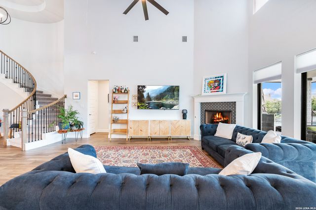 30137 Valley Run, Fair Oaks Ranch, TX 78015