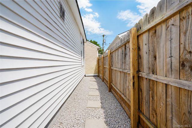 229 A Freeborn Street, Staten Island, NY 10306