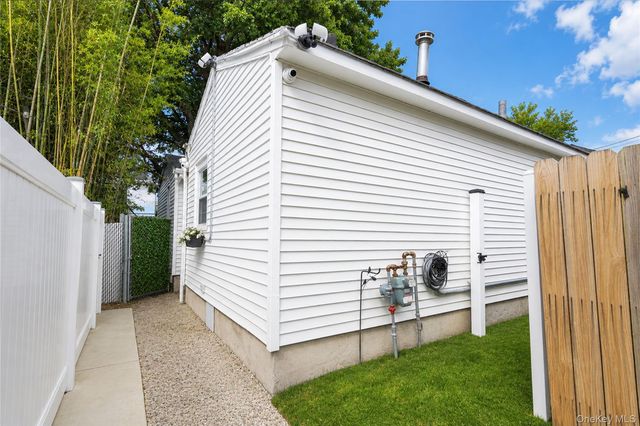 229 A Freeborn Street, Staten Island, NY 10306