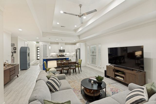 1718 Gallagher Street, Dallas, TX 75212
