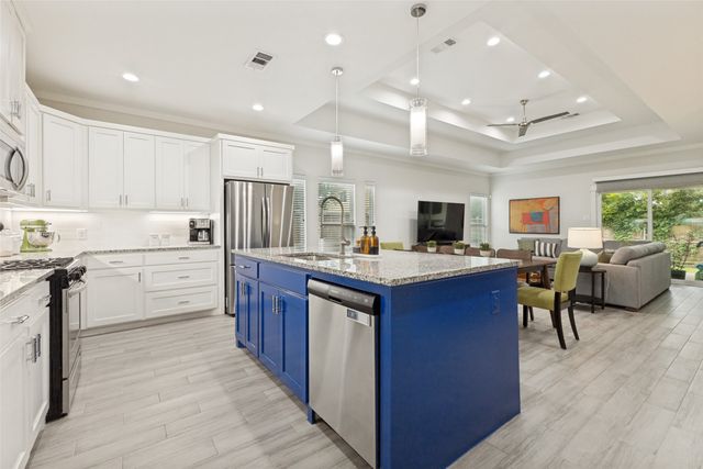 1718 Gallagher Street, Dallas, TX 75212