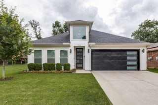 1718 Gallagher Street, Dallas, TX 75212
