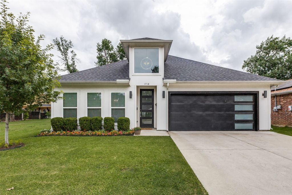1718 Gallagher Street, Dallas, TX 75212
