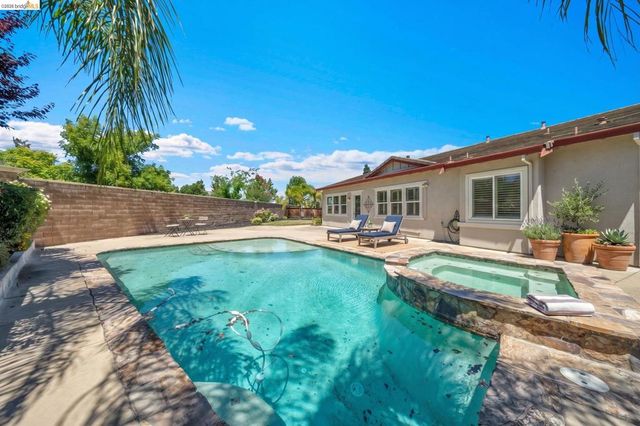 2397 Boulder St, Brentwood, CA 94513