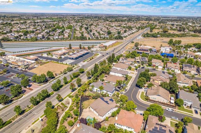 2397 Boulder St, Brentwood, CA 94513