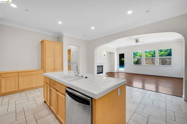2397 Boulder St, Brentwood, CA 94513