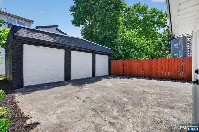 44 Breckenridge Terrace, Irvington, NJ 07111