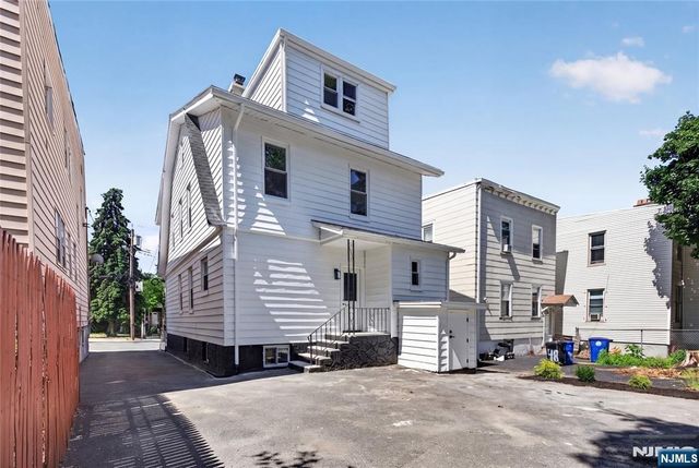44 Breckenridge Terrace, Irvington, NJ 07111