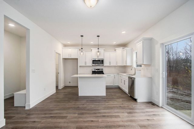 5589 Paxton Court, Portage, MI 49024