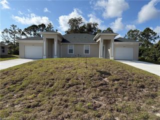 4717/4719 28th ST SW, Lehigh Acres, FL 33973