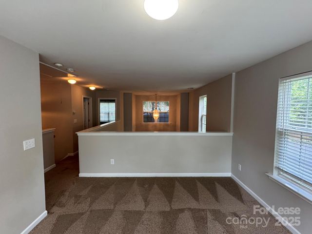 2184 Winthrop Chase Drive, Charlotte, NC 28212