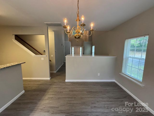 2184 Winthrop Chase Drive, Charlotte, NC 28212