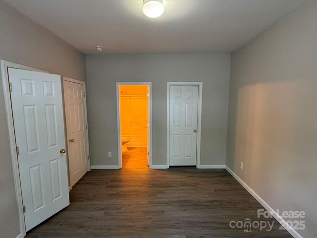 2184 Winthrop Chase Drive, Charlotte, NC 28212