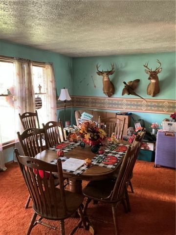 1652 Frew Mill Rd, Shenango Twp, PA 16101