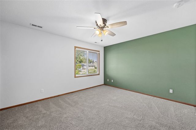 1472 Tower Lane 5, Cedar Rapids, IA 52402