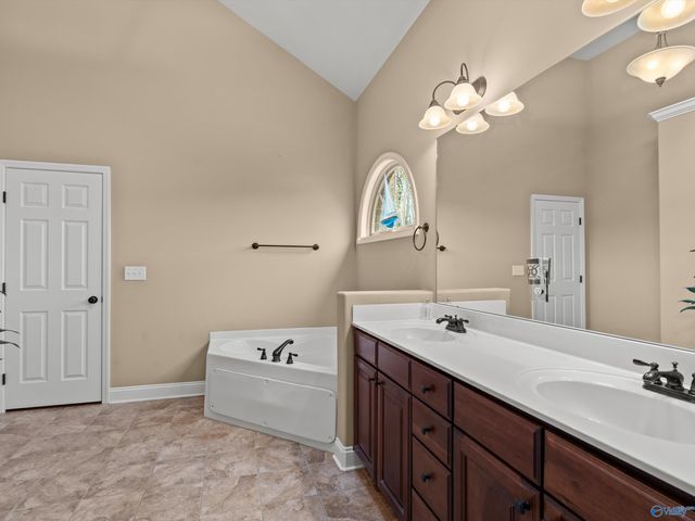 114 Twin Springs Drive, Harvest, AL 35749