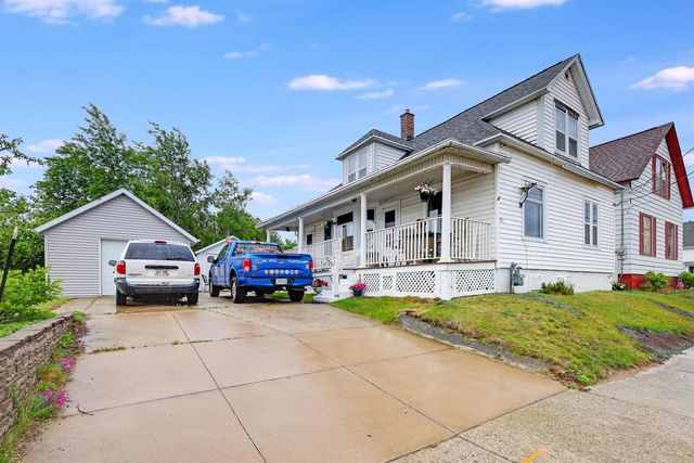 1713 Jackson STREET, Two Rivers, WI 54241