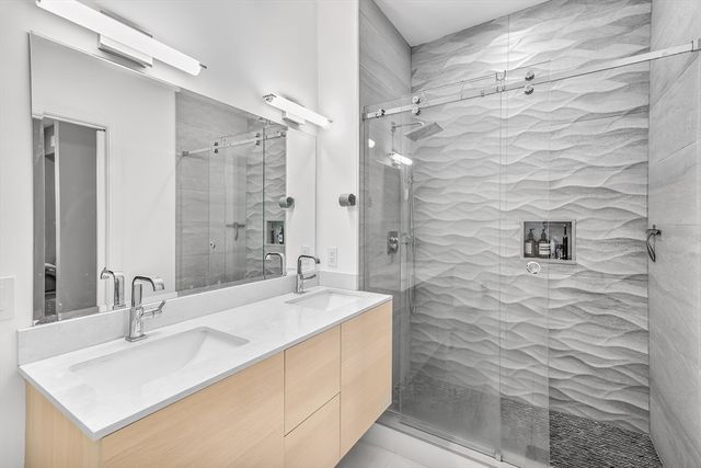 20 W Fifth Street 5E, Boston, MA 02127