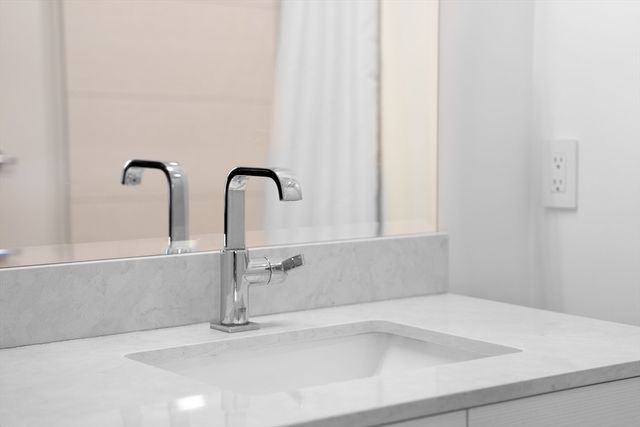 20 W Fifth Street 5E, Boston, MA 02127