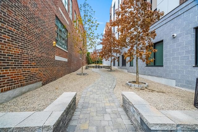 20 W Fifth Street 5E, Boston, MA 02127