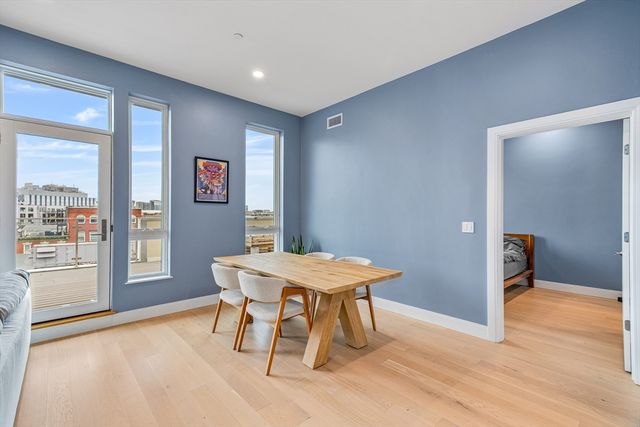 20 W Fifth Street 5E, Boston, MA 02127