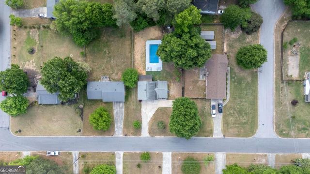 875 White Oak Court, Lawrenceville, GA 30046