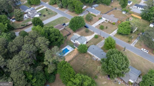 875 White Oak Court, Lawrenceville, GA 30046