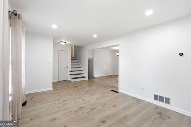 875 White Oak Court, Lawrenceville, GA 30046