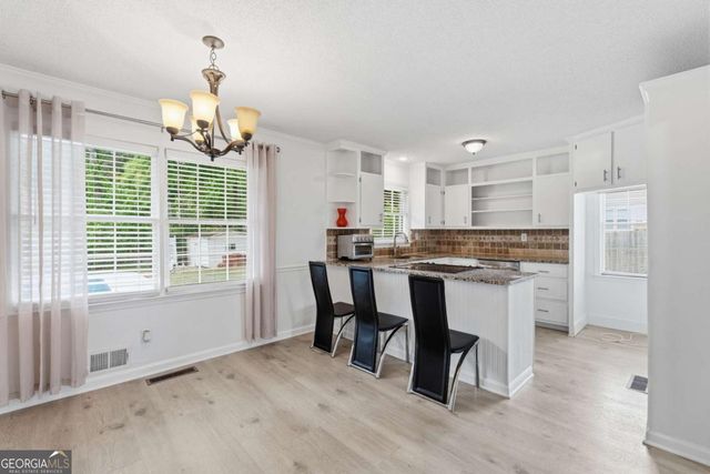 875 White Oak Court, Lawrenceville, GA 30046