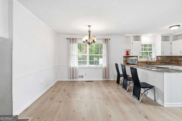 875 White Oak Court, Lawrenceville, GA 30046