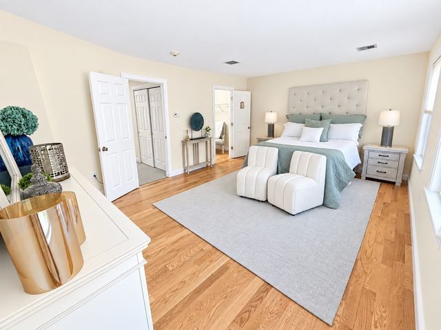45 Meetinghouse Rd 45, Norfolk, MA 02056