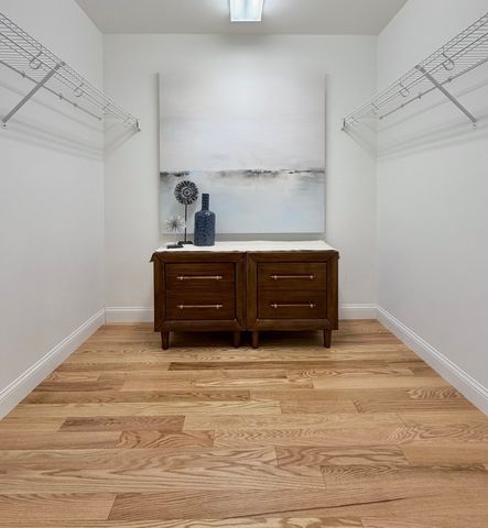 45 Meetinghouse Rd 45, Norfolk, MA 02056