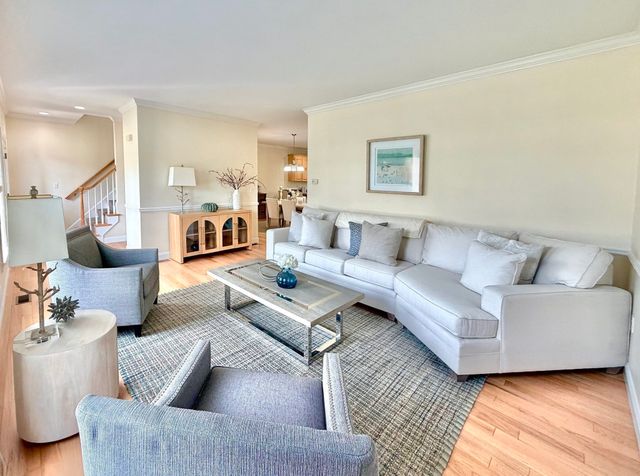 45 Meetinghouse Rd 45, Norfolk, MA 02056
