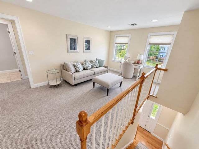 45 Meetinghouse Rd 45, Norfolk, MA 02056