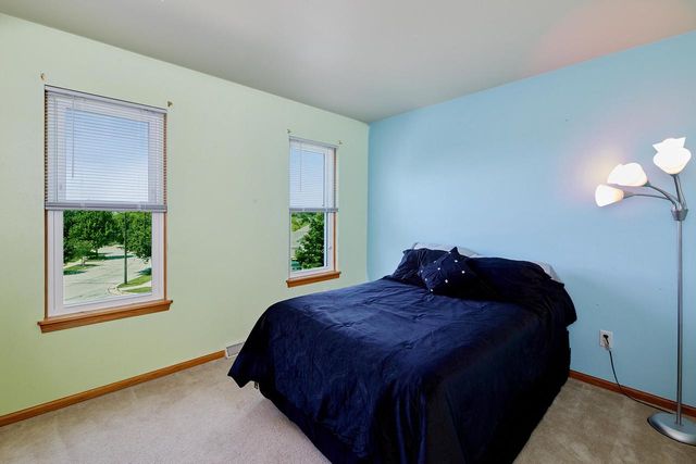 N166W21071 Parkway DRIVE, Jackson, WI 53037
