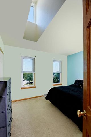 N166W21071 Parkway DRIVE, Jackson, WI 53037