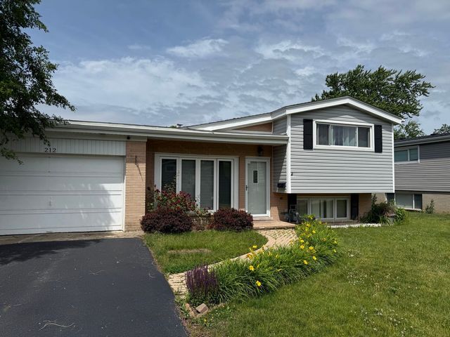 212 Valerie Court, Glenview, IL 60025
