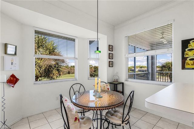 8505 Naples Heritage DR # 146, Naples, FL 34112