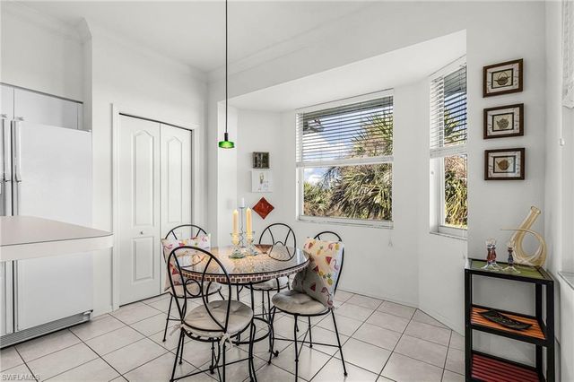 8505 Naples Heritage DR # 146, Naples, FL 34112